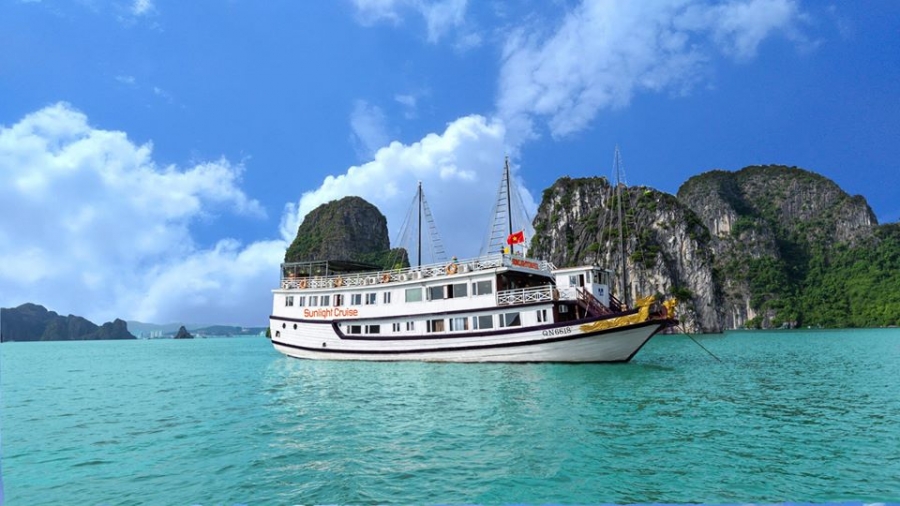 Ha Long Bay 2 Days 1 night on Sunlight Cruise